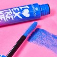 Essence I Love Extreme Blue Crazy Volume Máscara Azul