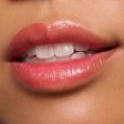 Essence Juicy Bomb Bálsamo Labial 01 One In a Melon