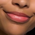 Essence Juicy Bomb Bálsamo Labial 01 One In a Melon