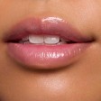 Essence Juicy Bomb Bálsamo Labial 02 So Berry Nice