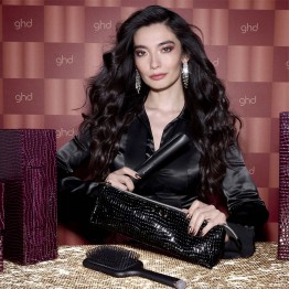 GHD Platinum+ Gift Set