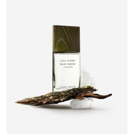 Issey Miyake L'Eau D'Issey Pour Homme Eau&Cèdre Eau de Toilette 50ml